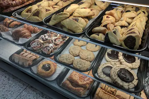 Beach Bakery & Cakery photo 3